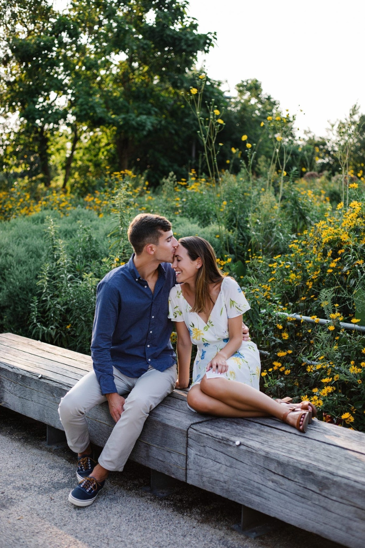 Couple's engagement photos in Brooklyn Bridge Park